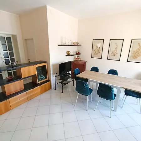 Casa Mirella Apartment Pesaro